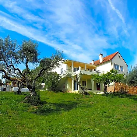 Bed and Breakfast Porturama 3*
